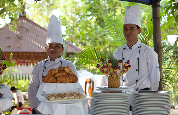 Refresh-outside-Catering-5
