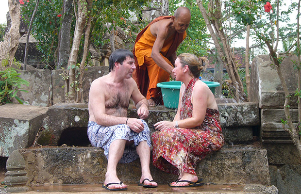 traditional-monk-blessing-4